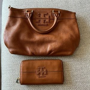Tory Burch leather purse and wallet